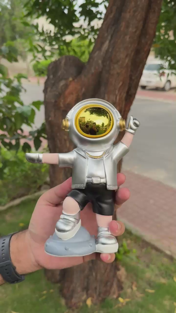 Astronaut Tray Ornament